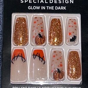 Kiss Halloween Special Design Glow In The Dark Long Nails Pumpkin Bats